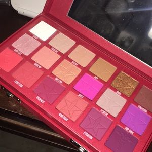 JEFFREE STAR COSMETICS BLOOD SUGAR PALETTE